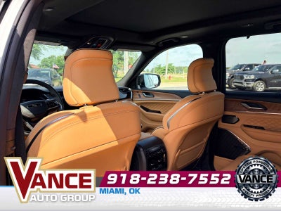 2026 Jeep Grand Cherokee GRAND CHEROKEE SUMMIT 4X4