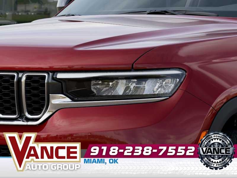 2025 Jeep Grand Cherokee L GRAND CHEROKEE L LAREDO X 4X4