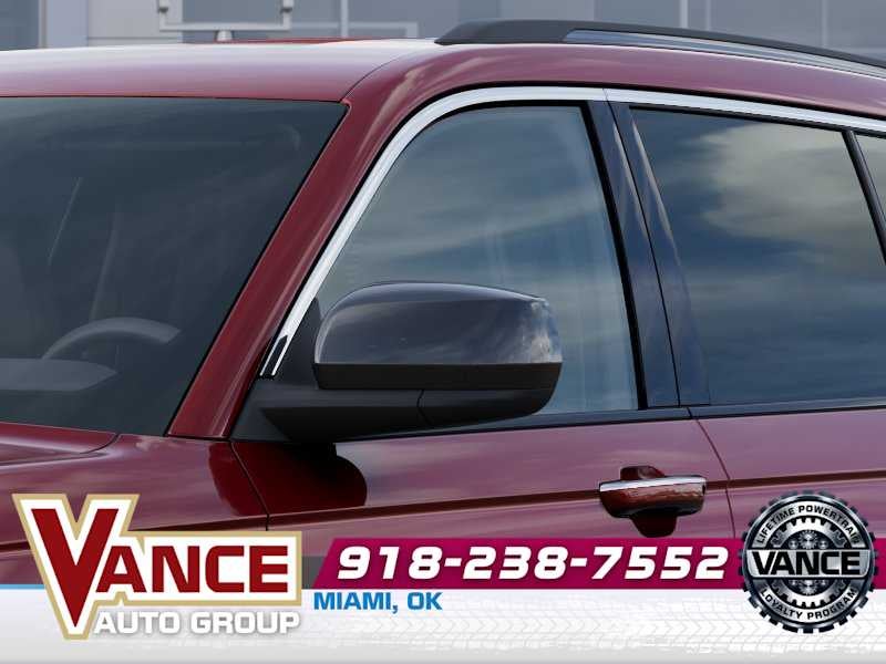 2025 Jeep Grand Cherokee L GRAND CHEROKEE L LAREDO X 4X4