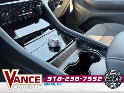 2025 Jeep Grand Cherokee L GRAND CHEROKEE L LAREDO X 4X4