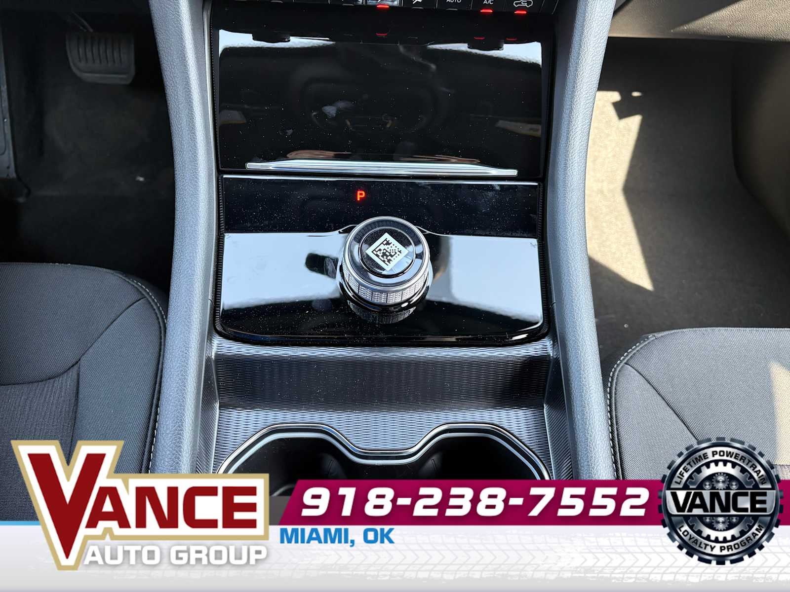 2025 Jeep Grand Cherokee L GRAND CHEROKEE L LAREDO X 4X4