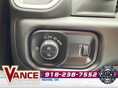 2022 RAM Ram 1500 Big Horn Quad Cab 4x4 6'4' Box