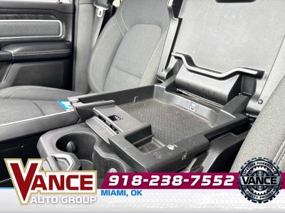 2022 RAM Ram 1500 Big Horn Quad Cab 4x4 6'4' Box