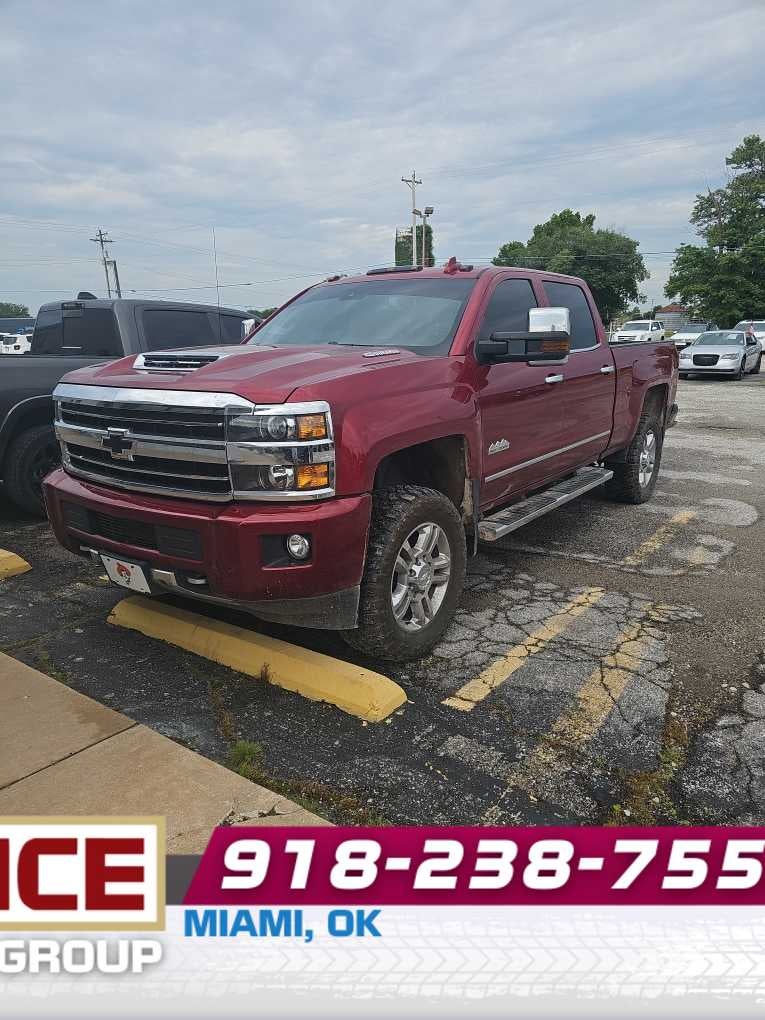2019 Chevrolet Silverado HD High Country 4WD Crew Cab Standard Box's photo