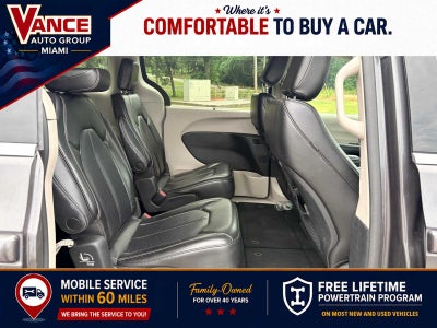 2023 Chrysler Pacifica Touring L