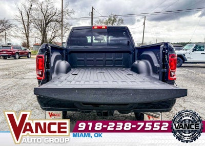 2026 RAM Ram 2500 RAM 2500 BLACK EXPRESS CREW CAB 4X4 6'4' BOX