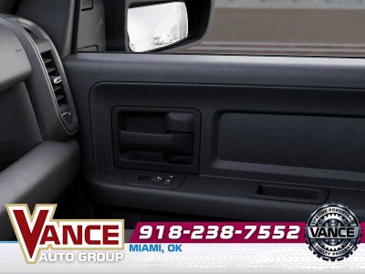 2026 RAM Ram 2500 RAM 2500 BLACK EXPRESS CREW CAB 4X4 6'4' BOX