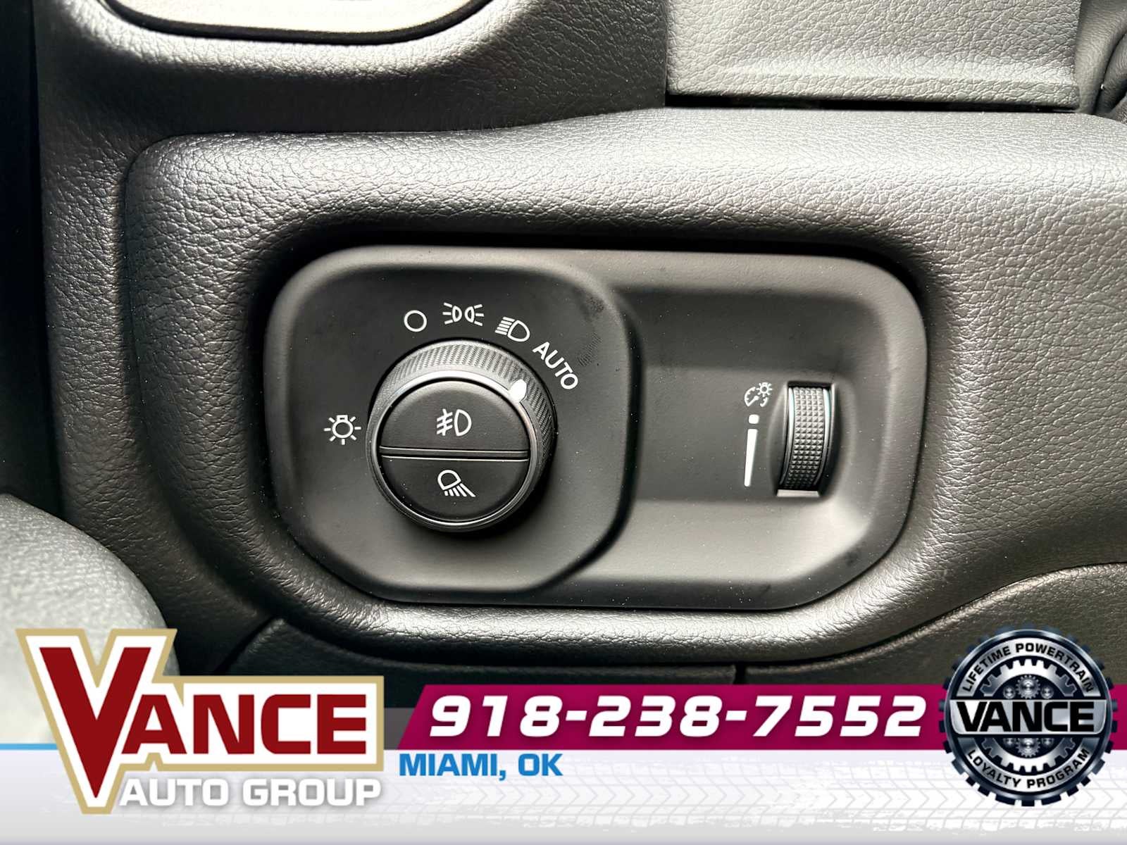 2026 RAM Ram 2500 RAM 2500 WARLOCK CREW CAB 4X4 6'4' BOX