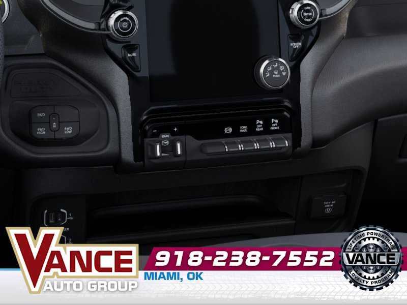 2026 RAM Ram 3500 RAM 3500 TRADESMAN CREW CAB 4X4 8' BOX