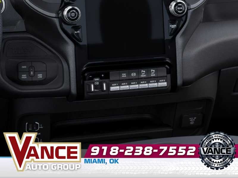 2026 RAM Ram 3500 RAM 3500 TRADESMAN CREW CAB 4X4 8' BOX