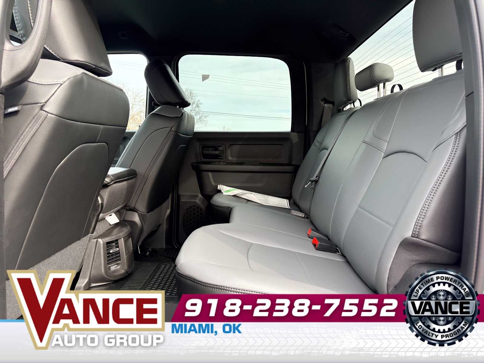 2026 RAM Ram 3500 RAM 3500 TRADESMAN CREW CAB 4X4 8' BOX