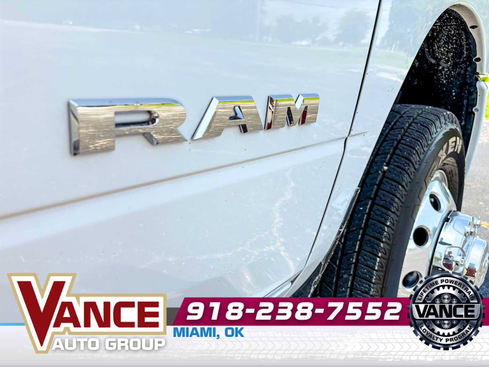 2025 RAM Ram 3500 RAM 3500 LARAMIE CREW CAB 4X4 8' BOX