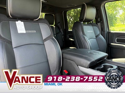 2025 RAM Ram 3500 RAM 3500 LARAMIE CREW CAB 4X4 8' BOX