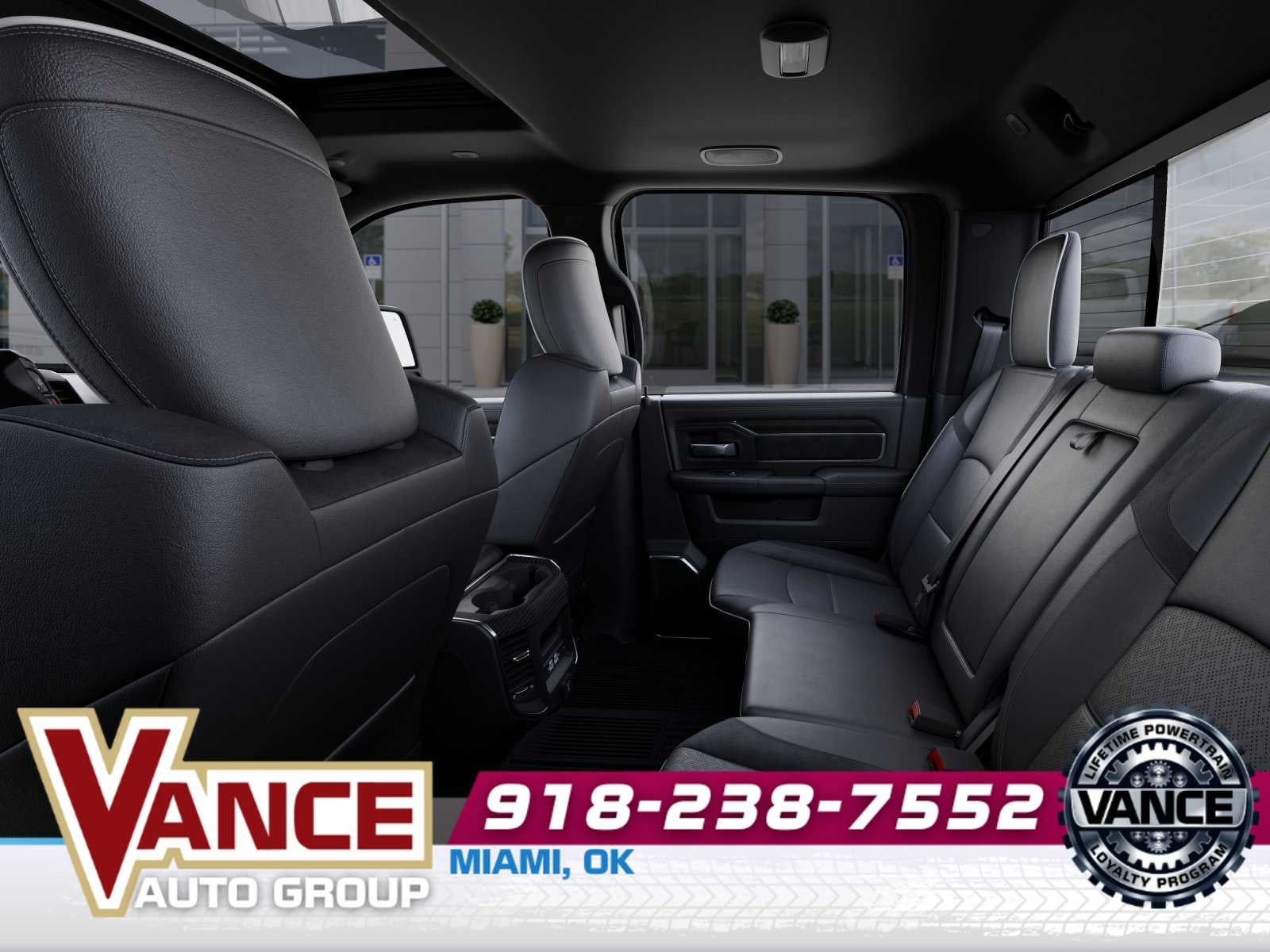 2025 RAM Ram 3500 RAM 3500 LARAMIE CREW CAB 4X4 8' BOX