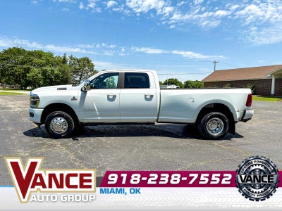 2025 RAM Ram 3500 RAM 3500 LARAMIE CREW CAB 4X4 8' BOX