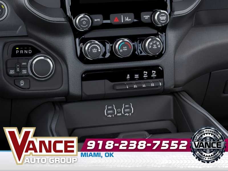 2026 RAM Ram 1500 RAM 1500 EXPRESS CREW CAB 4X4 5'7' BOX