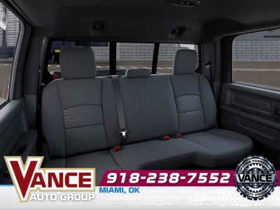 2026 RAM Ram 2500 RAM 2500 BLACK EXPRESS CREW CAB 4X4 6'4' BOX