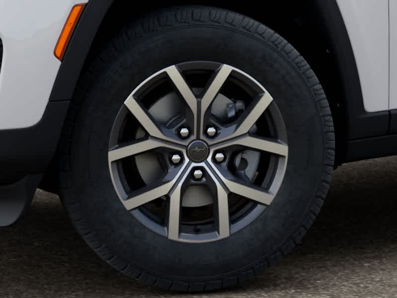 2027 Jeep Grand Cherokee Laredo
