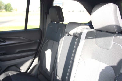 2027 Jeep Grand Cherokee Laredo X