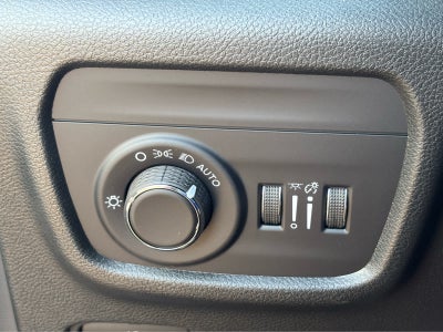 2027 Jeep Grand Cherokee L Laredo Altitude