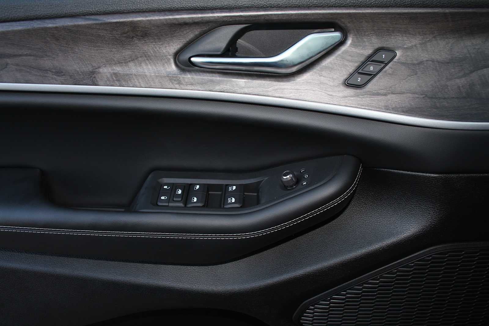2027 Jeep Grand Cherokee L Limited