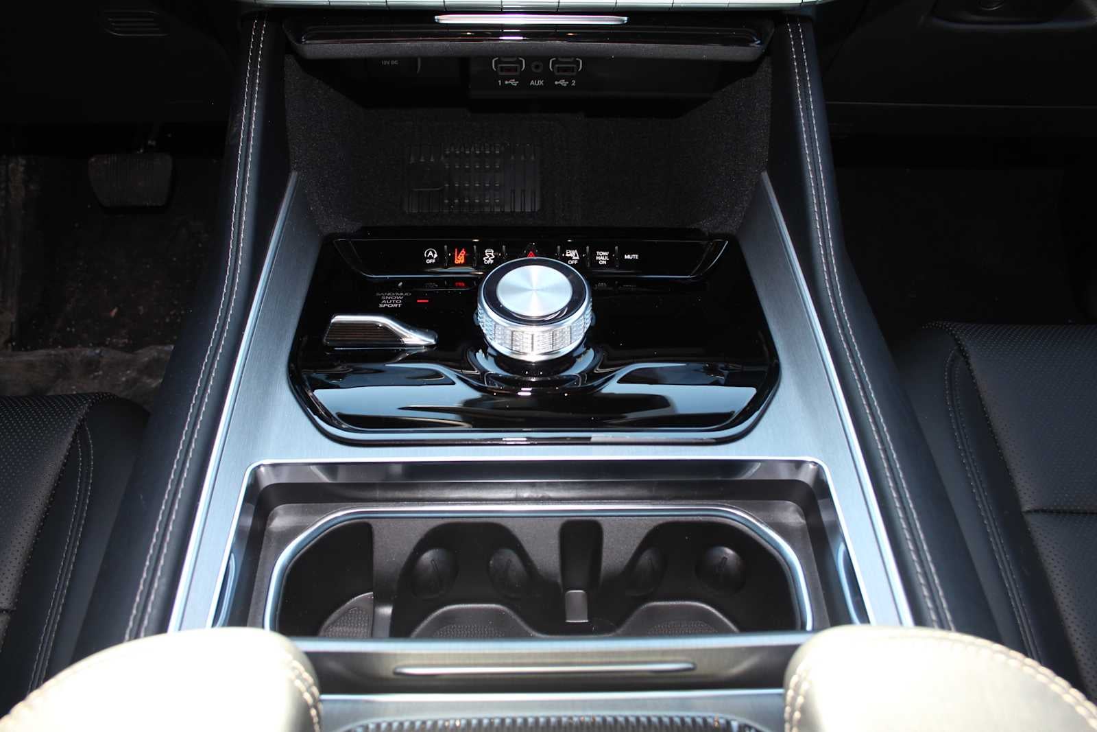 2026 Jeep Grand Wagoneer 4x4