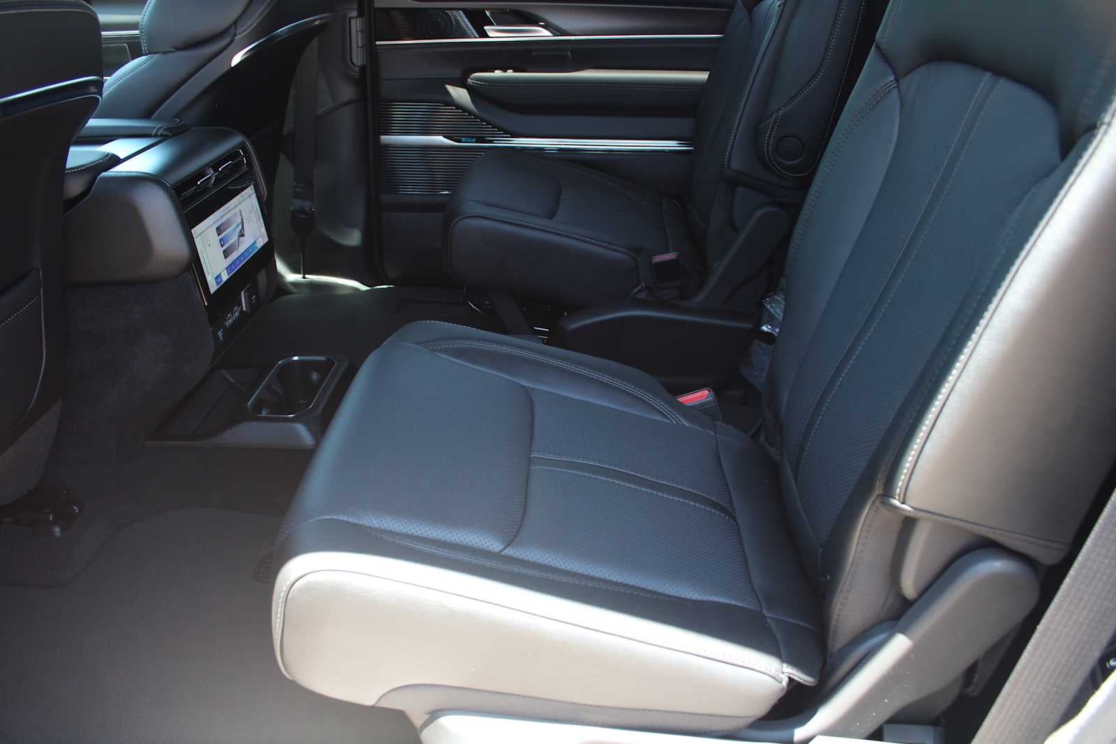 2026 Jeep Grand Wagoneer Summit Obsidian