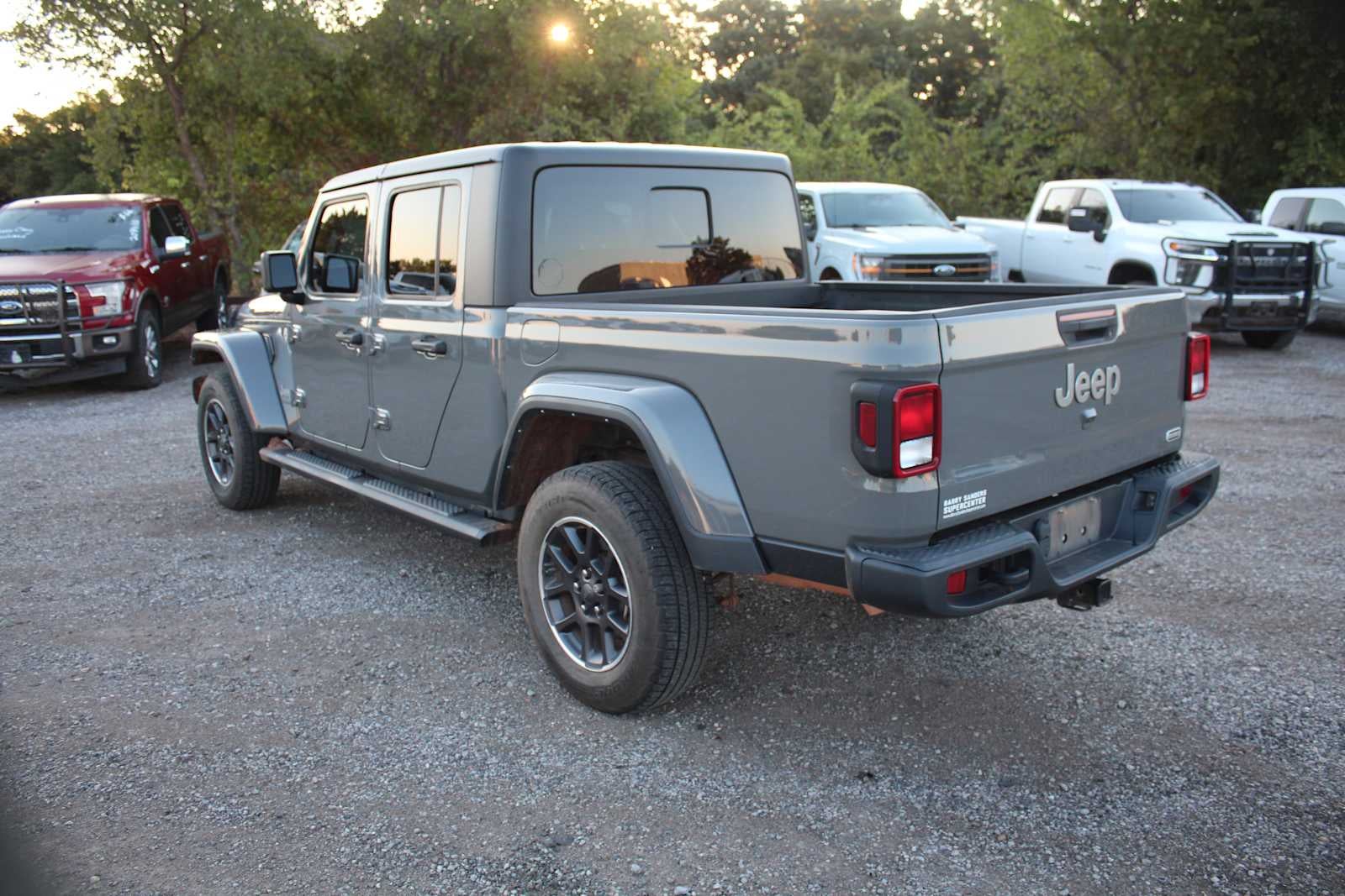 2022 Jeep Gladiator Overland