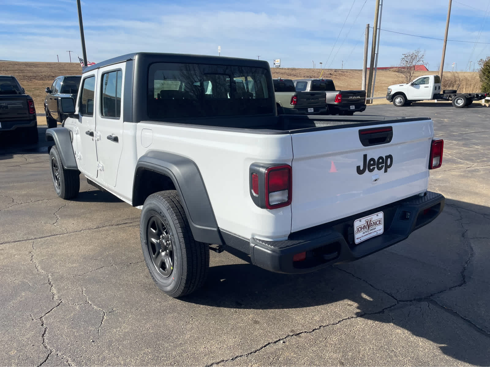 2026 Jeep Gladiator Sport