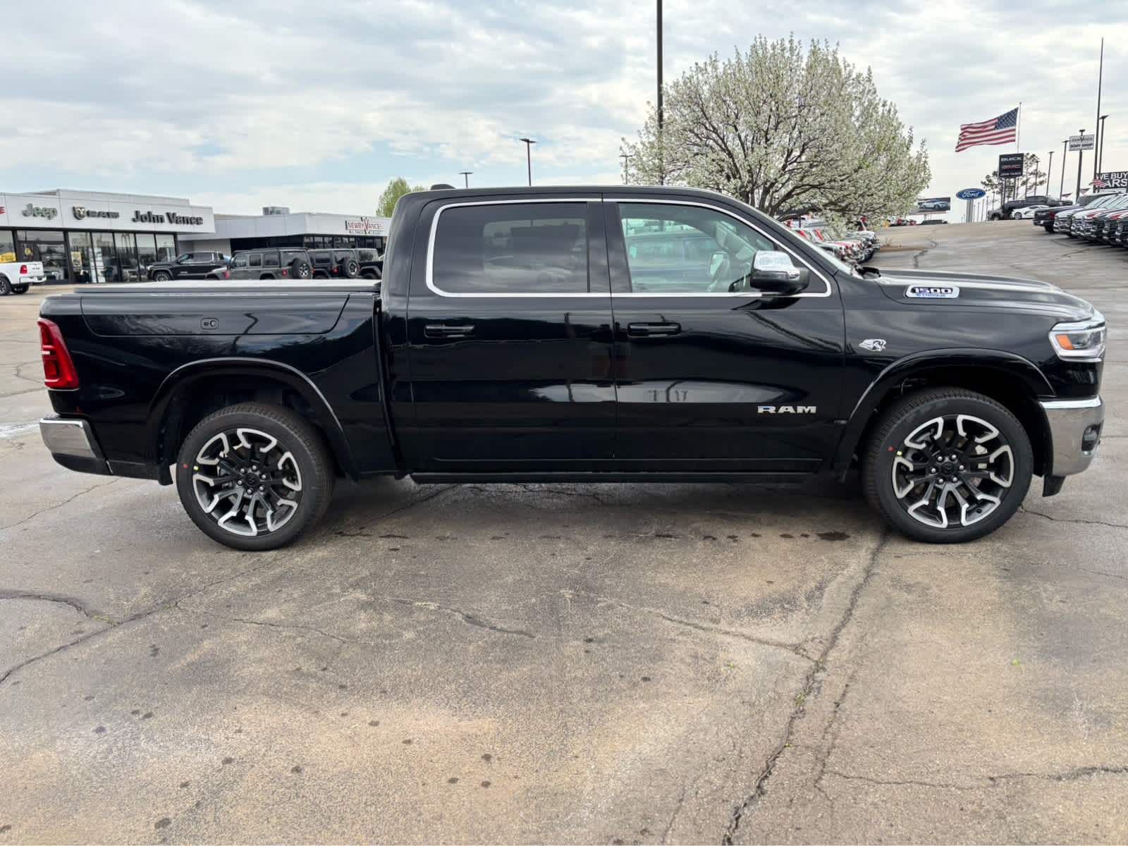 2026 RAM Ram 1500 Longhorn