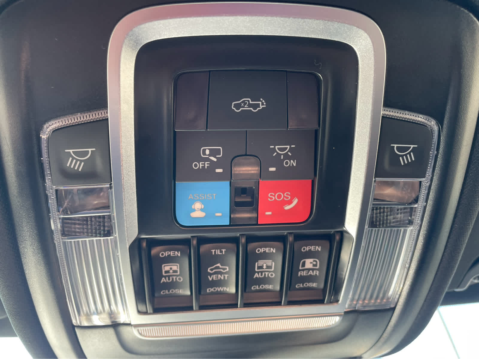 2026 RAM Ram 1500 Laramie