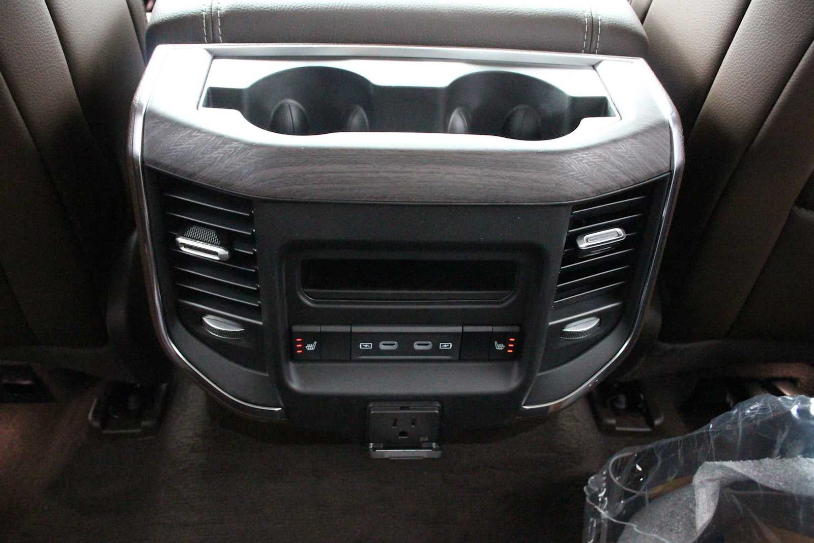 2026 RAM Ram 1500 Laramie