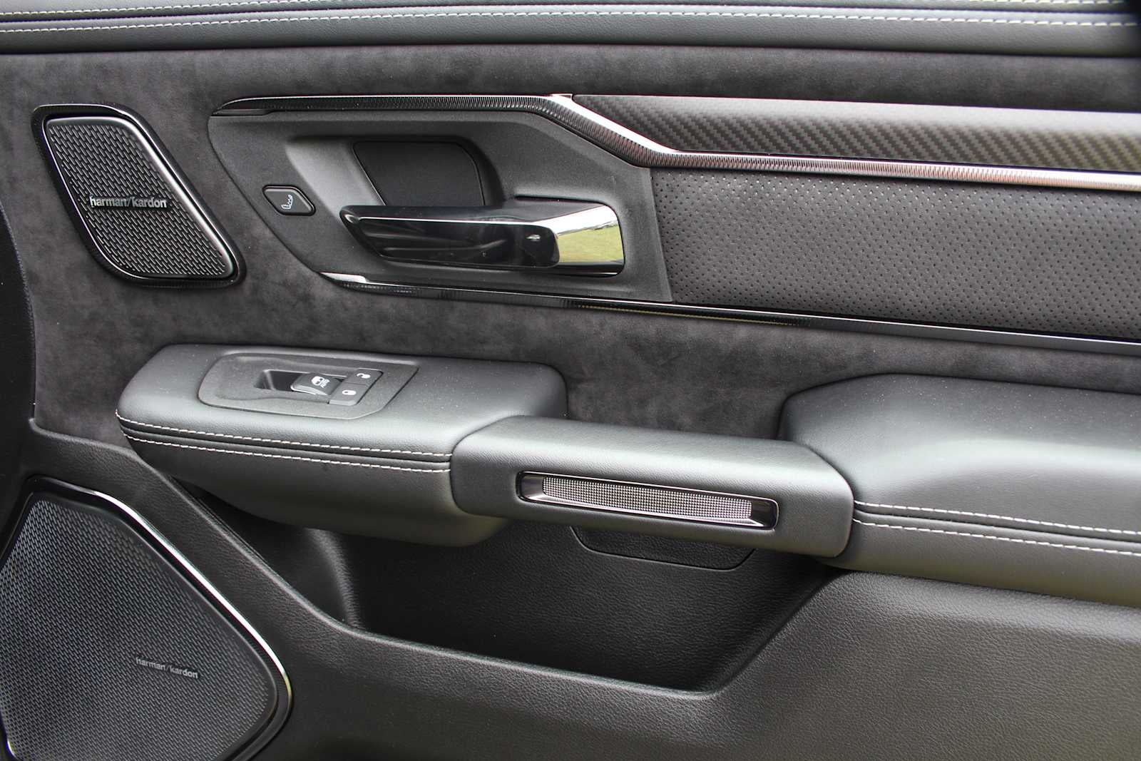 2026 RAM Ram 1500 RHO