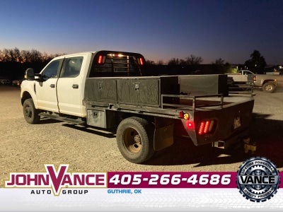 2017 Ford F-350 Chassis XL