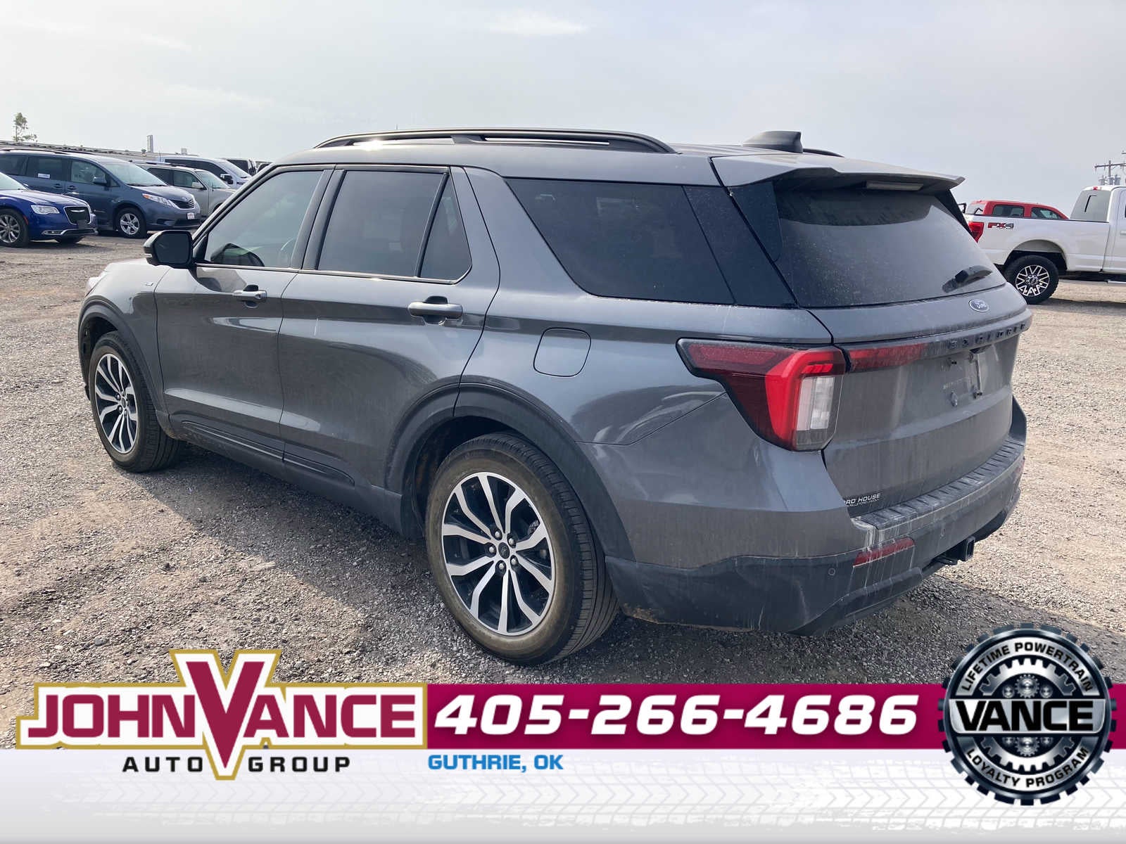 2025 Ford Explorer ST-Line