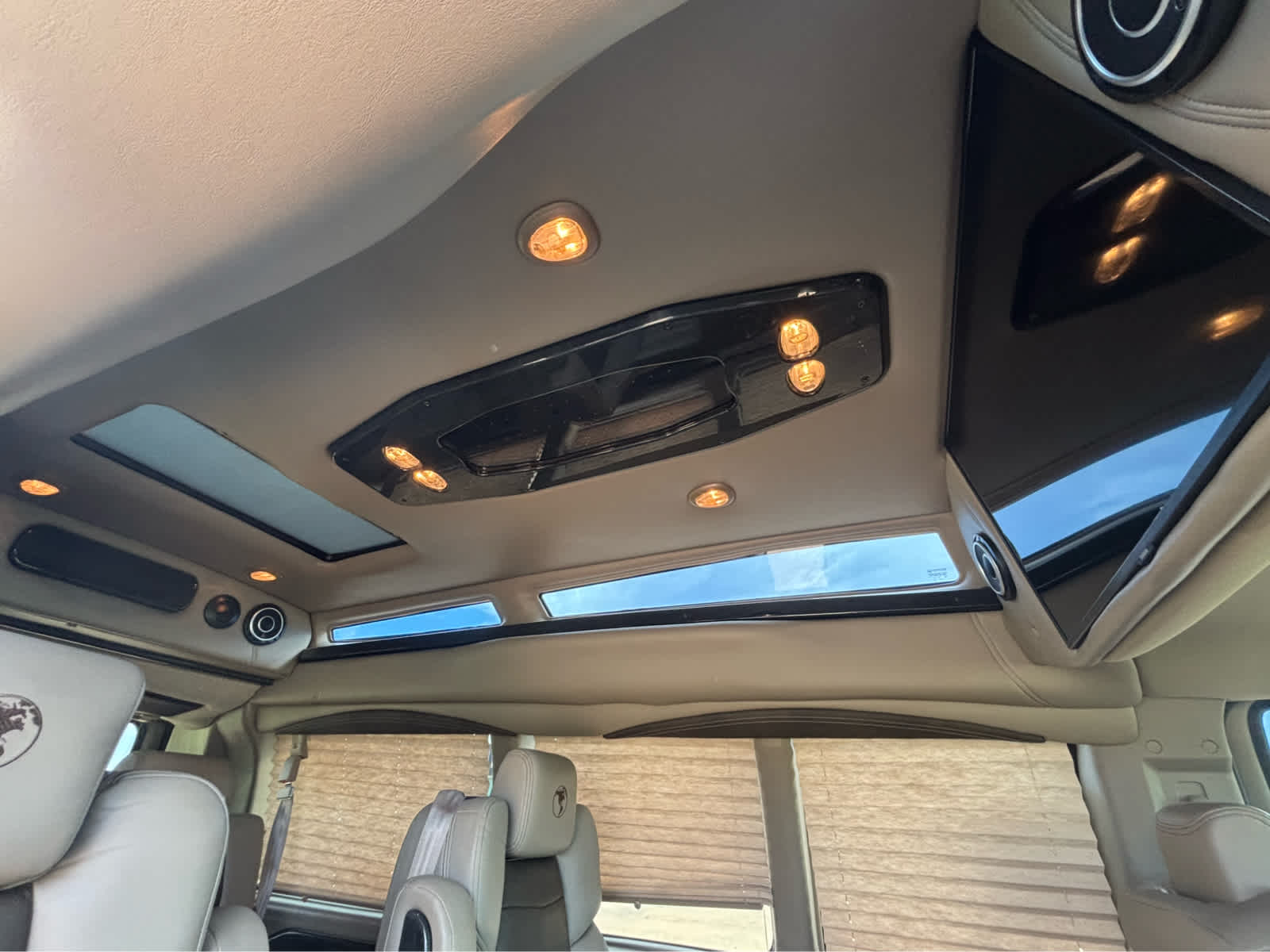 2021 Chevrolet Express Cargo Van RWD 2500 135"
