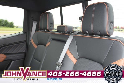 2025 GMC Canyon 4WD AT4