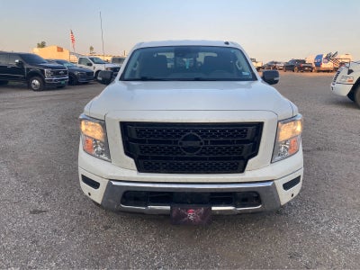 2020 Nissan TITAN SV