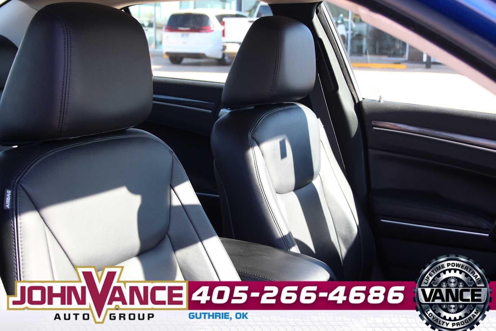 2021 Chrysler 300 Touring L