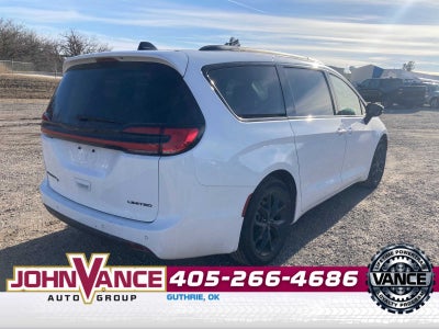 2025 Chrysler Pacifica Limited