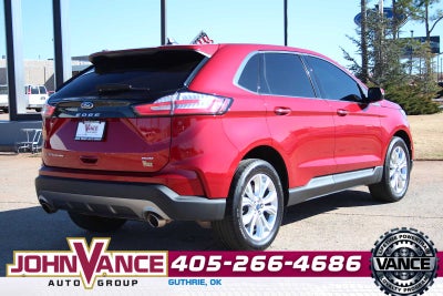 2022 Ford Edge Titanium