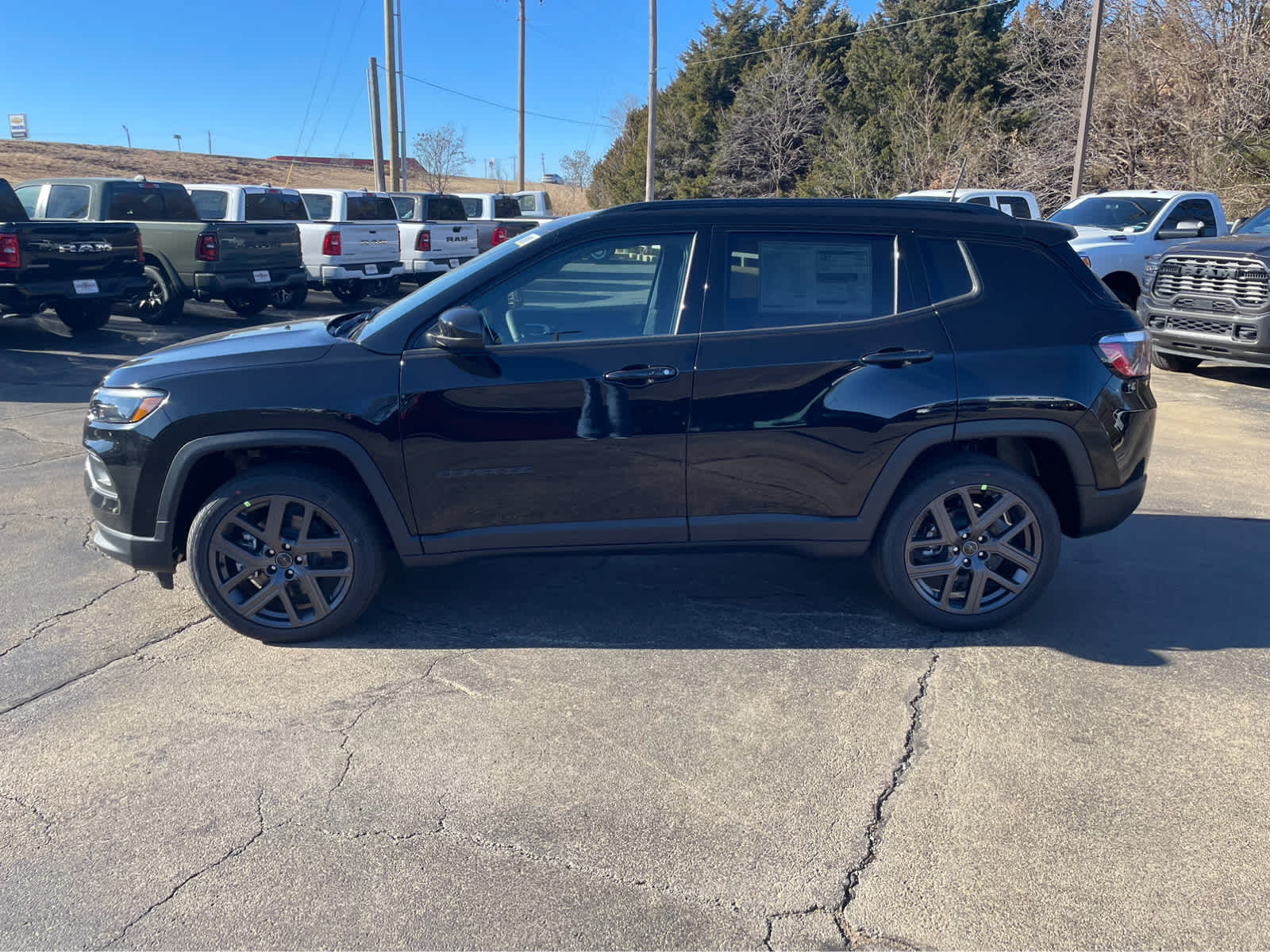 2026 Jeep Compass Latitude Altitude