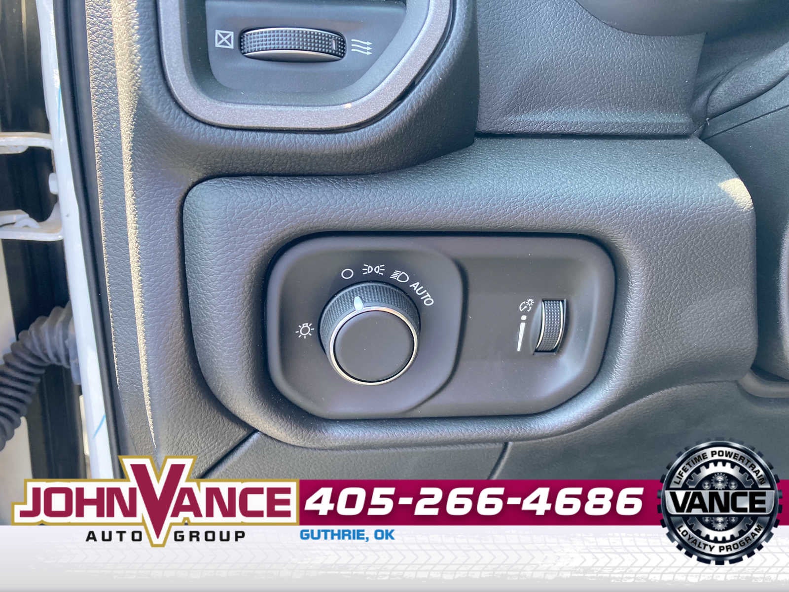 2024 RAM 3500 Chassis Tradesman