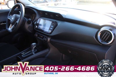 2022 Nissan Kicks SV