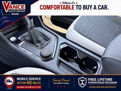 2025 Volkswagen Taos SE