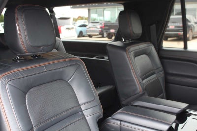 2022 Lincoln Navigator Black Label