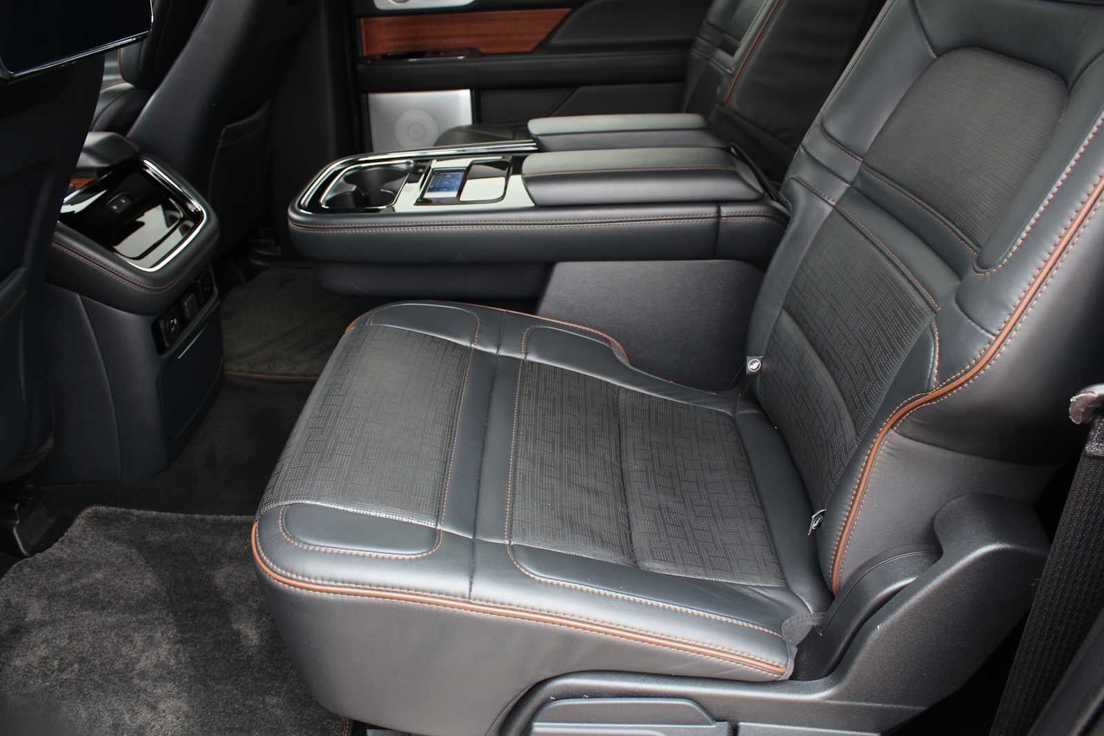 2022 Lincoln Navigator Black Label
