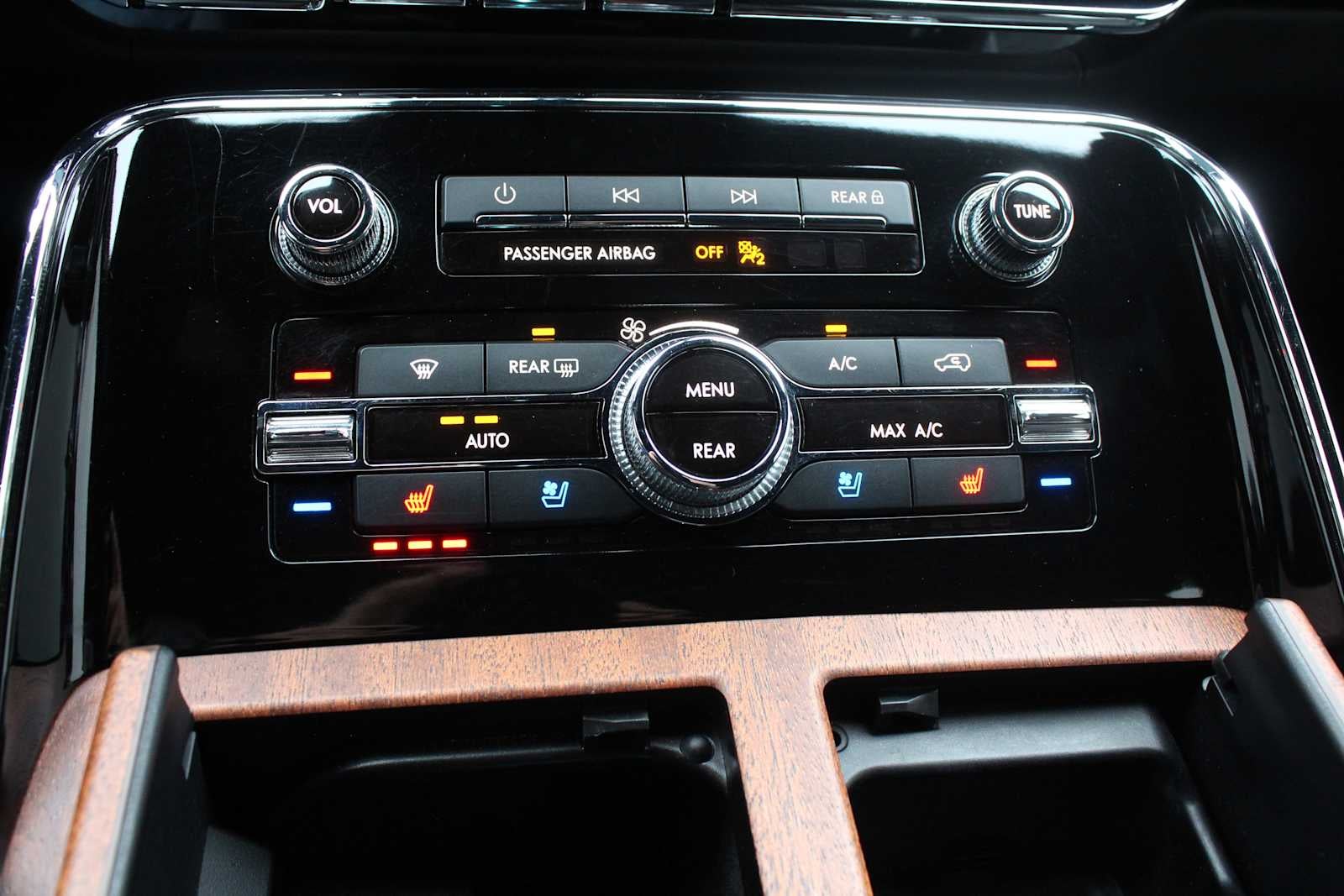 2022 Lincoln Navigator Black Label