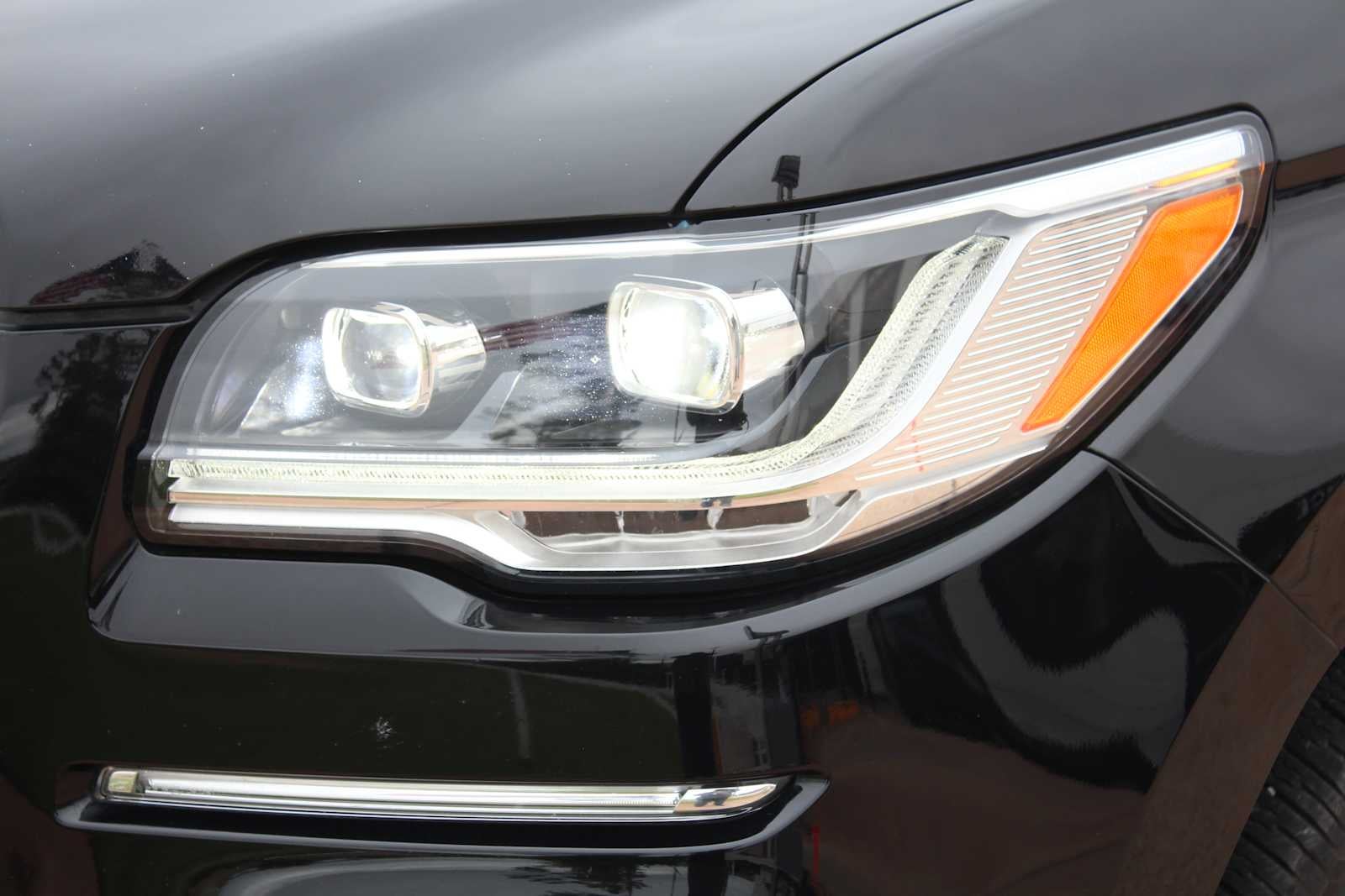 2022 Lincoln Navigator Black Label