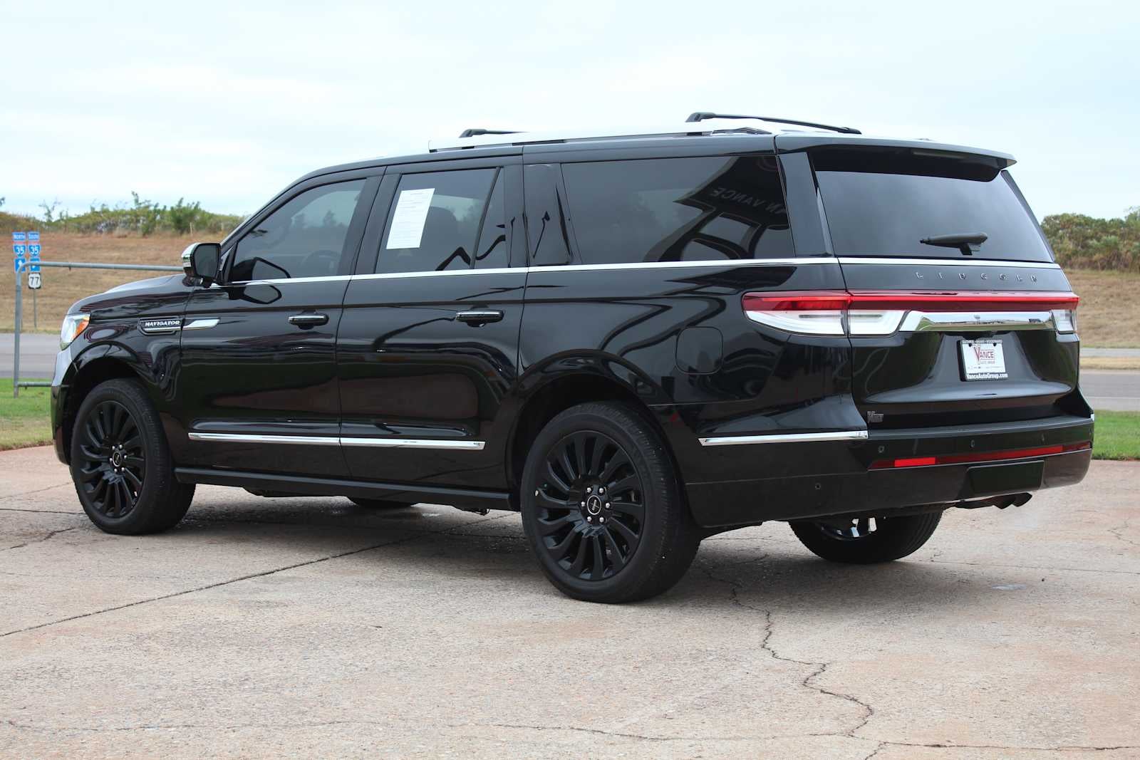2022 Lincoln Navigator Black Label